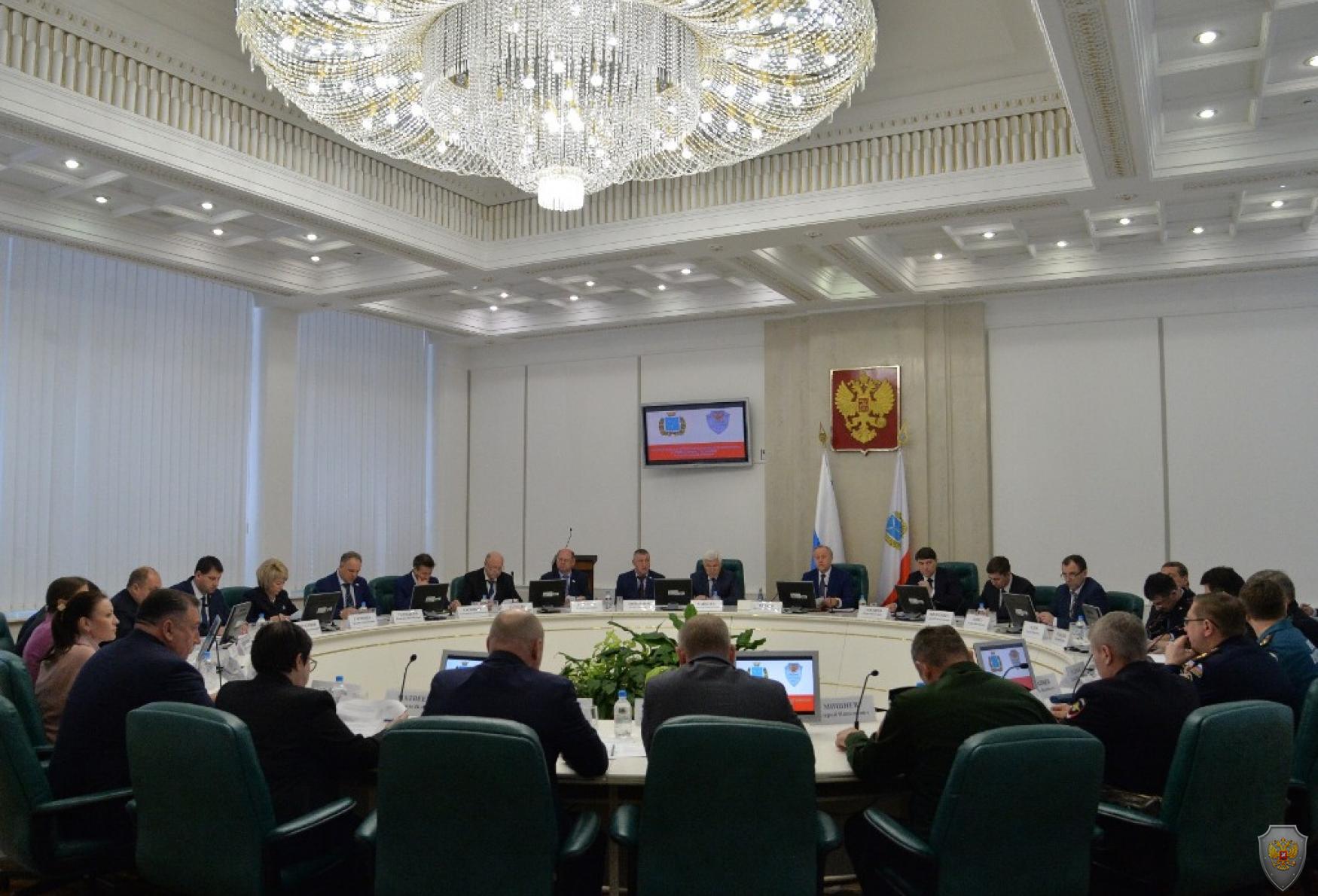 Внеочередное совместное заседание антитеррористической комиссии и оперативного штаба в Саратовской области