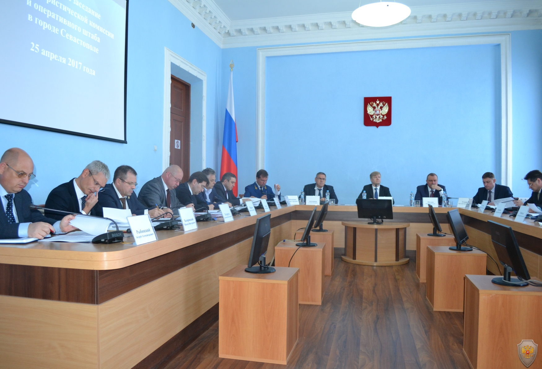 Состоялось совместное заседание антитеррористической комиссии и оперативного штаба в городе Севастополе 