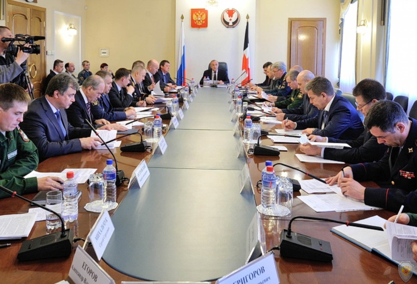 Председатель АТК, Глава Удмуртской Республики А. Соловьёв открывает совместное заседание АТК и ОШ