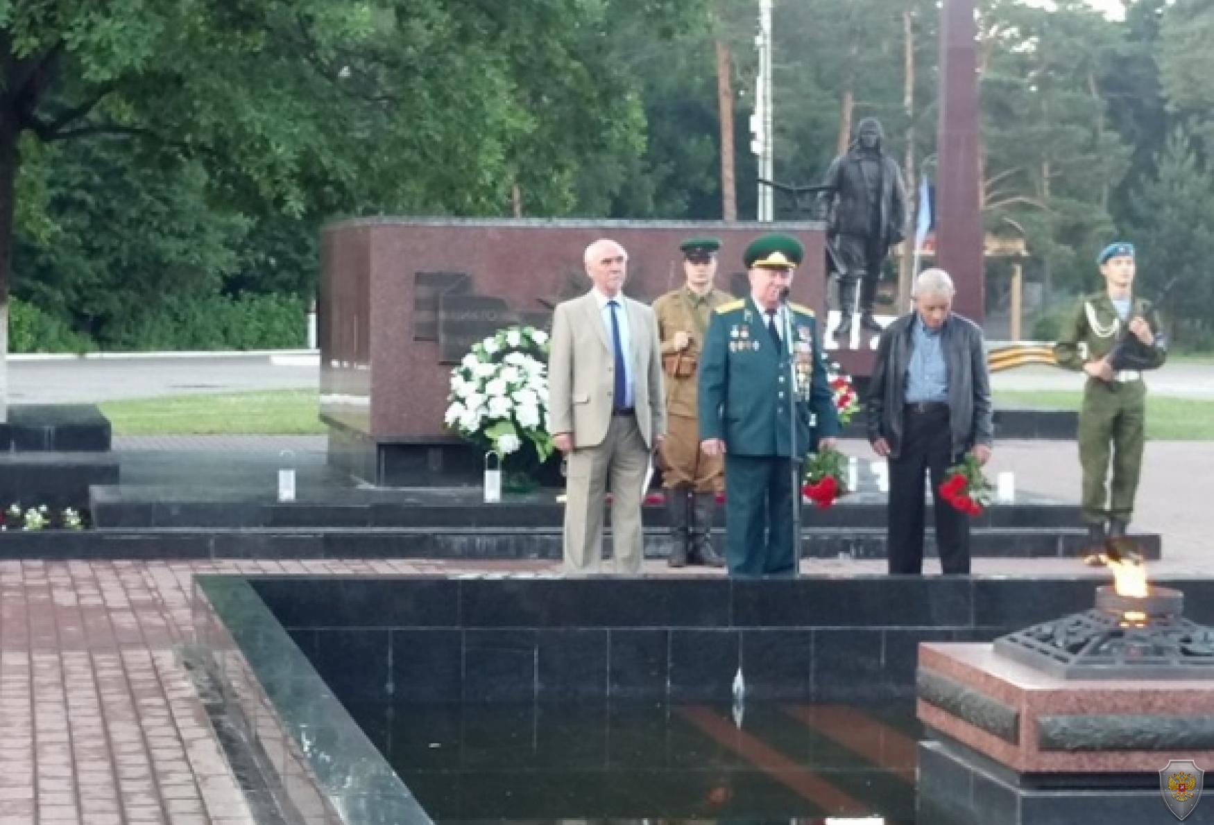 В Подмосковье провели патриотические акции в День памяти и скорби 