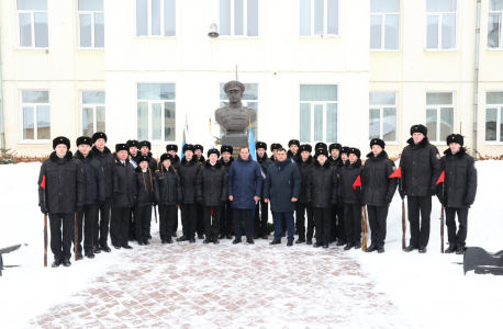 Урок мужества и торжественный митинг прошли в Архангельском морском кадетском корпусе по случаю Дня защитника Отечества