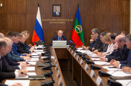 Состоялось заседание антитеррористической комиссии в Карачаево-Черкесской Республике