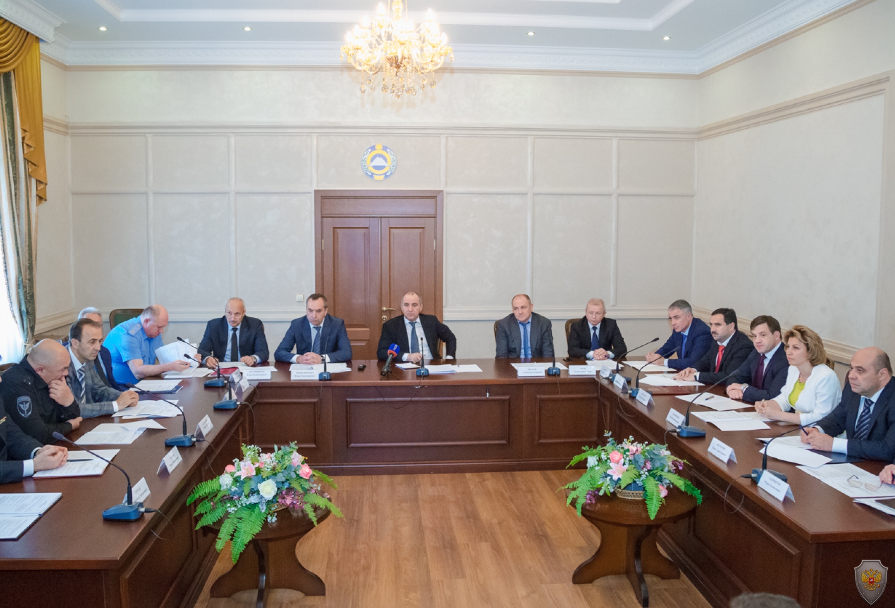 Глава Карачаево-Черкесии Рашид Темрезов провел очередное совместное заседание Антитеррористической комиссии и Оперативного штаба в Карачаево-Черкесии