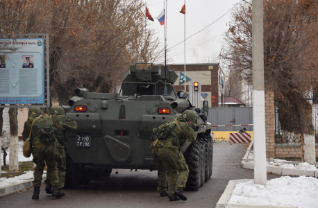 Подразделение антитеррора отразило условное нападение на российскую военную базу в Киргизии