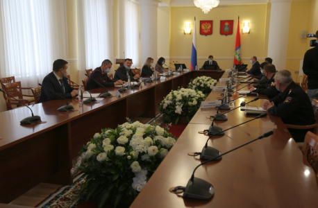 Внеочередное совместное заседание антитеррористической комиссии и оперативного штаба проведено в Орловской области