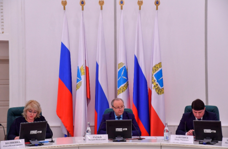 Губернатор Саратовской области провёл заседание антитеррористической комиссии