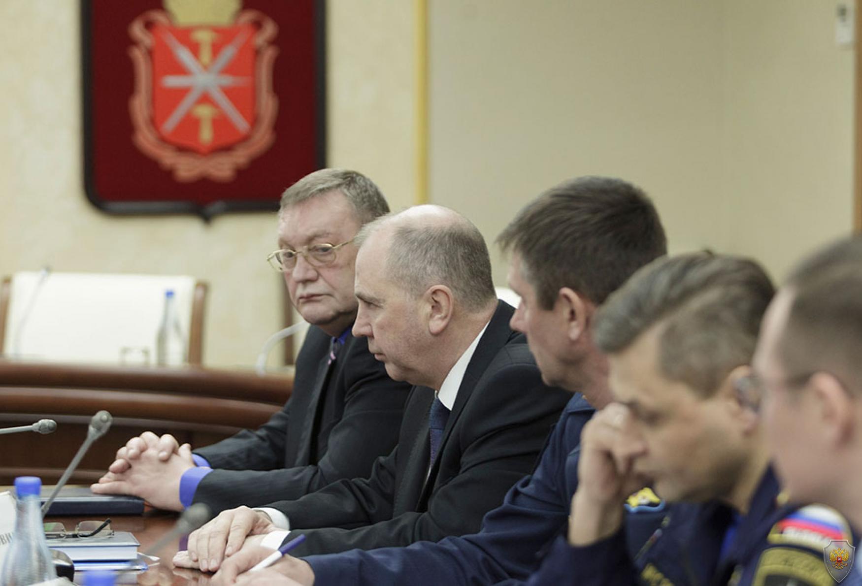 Алексей Дюмин провёл совещание с руководителями силовых  структур региона