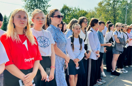 В Нижегородской области полицейские вместе с общественниками приняли участие в акции, посвящённой Дню солидарности в борьбе с терроризмом