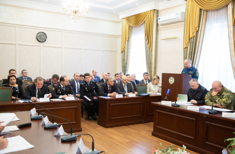 Прошло совместное заседание Координационного совещания по обеспечению правопорядка и Антитеррористической комиссии в Карачаево-Черкесской Республике