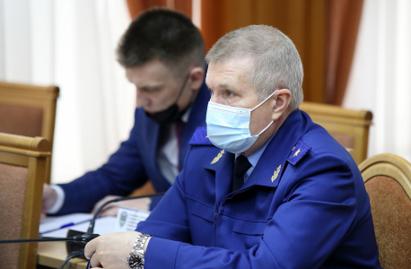 Томский губернатор и начальник регионального УФСБ провели внеплановое заседание антитеррористической комиссии и оперативного штаба