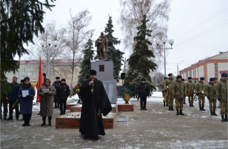 Открытие аллеи памяти Героев в селе Мантурово