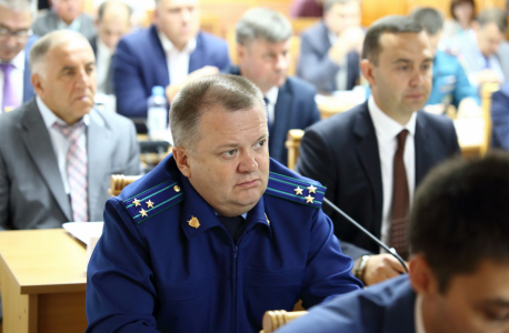 Губернатор Томской области провел совместное заседание АТК, оперативного штаба и совета безопасности региона