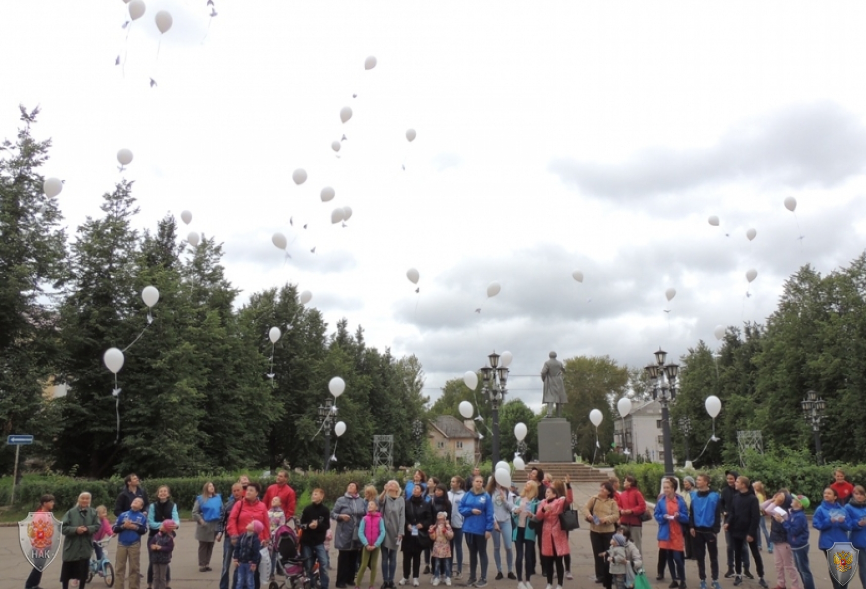 В муниципальных образованиях Ленинградской области проходят памятные мероприятия, посвящённые Дню солидарности в борьбе с терроризмом