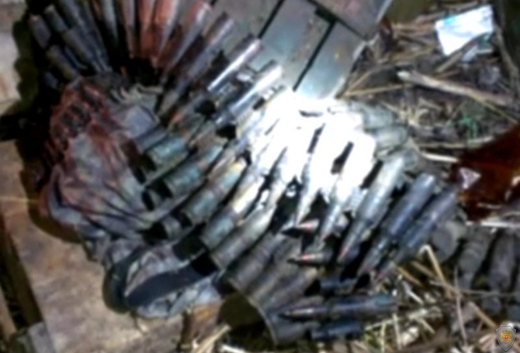 На границе РСО-Алания с Республикой Ингушетия обнаружен крупный схрон вооружения и боеприпасов 