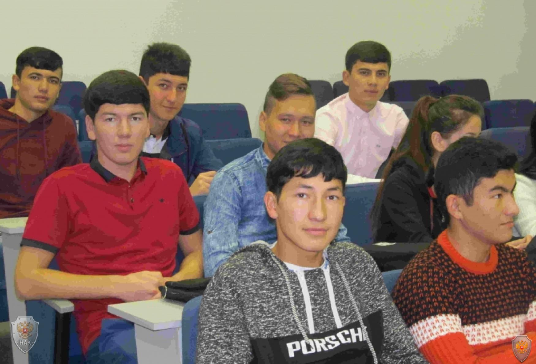 В Костромском государственном университете состоялась беседа с иностранными студентами-первокурсниками
