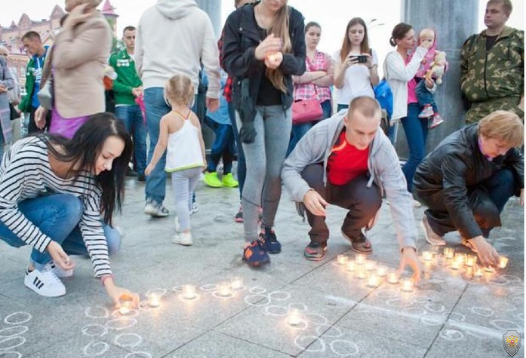 Благовещенцы зажгли свечи в память о жертвах теракта в Беслане