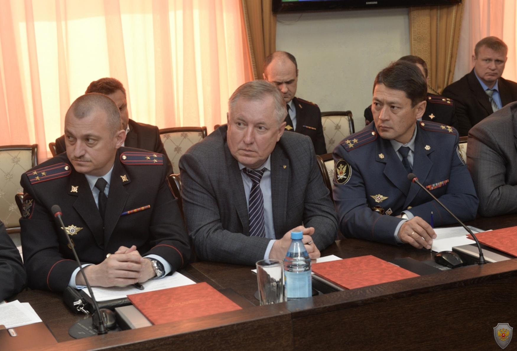 Совместное заседание республиканской антитеррористической комиссии и оперативного штаба в Республике Хакасия 