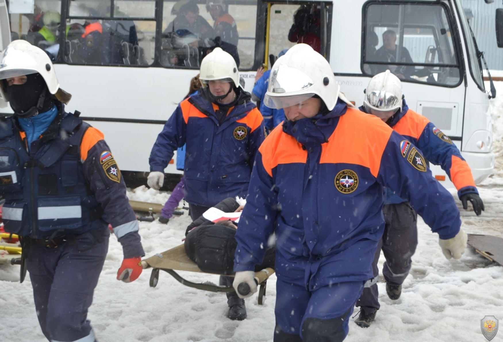 Эвакуация раненных граждан