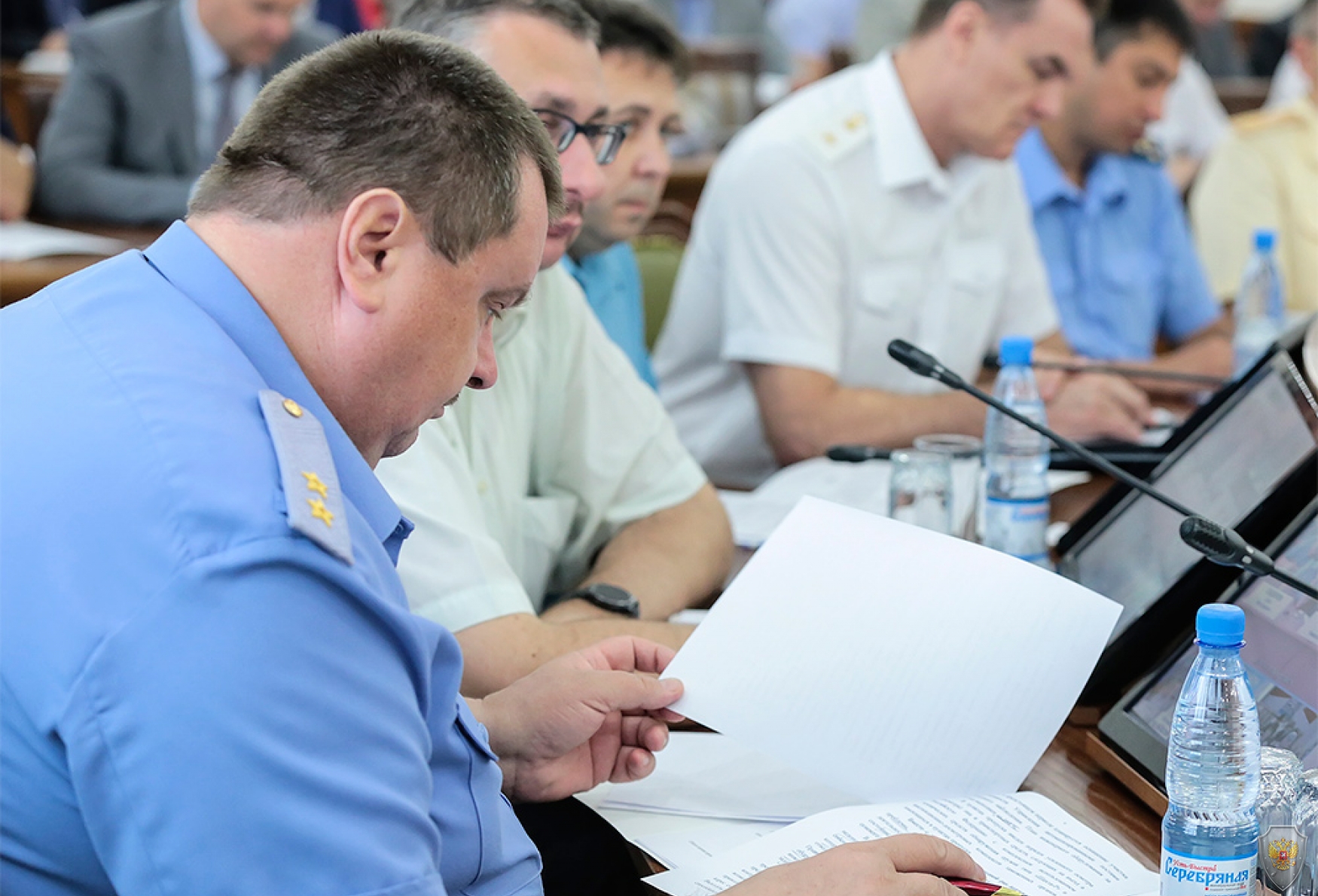 Вопросы обеспечения безопасности в период подготовки и проведения выборов обсудили на заседании в правительстве Ростовской области