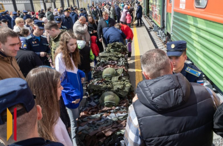 В рамках акции «Единство в памяти. Сила в подвиге!» в Воронеж прибыл агитационный поезд-музей МО РФ