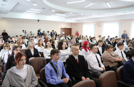 В Ивановской области наградили победителей конкурса «Противодействие экстремизму и терроризму в молодежной среде» 