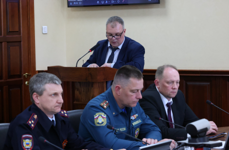Совместное заседание антитеррористической комиссии и оперативного штаба в Республике Алтай