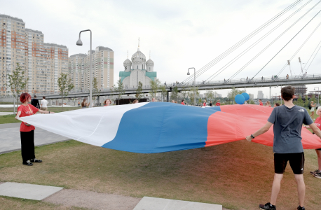 Патриотические мероприятия, приуроченные празднованию  Дня флага, прошли в Павшинской пойме