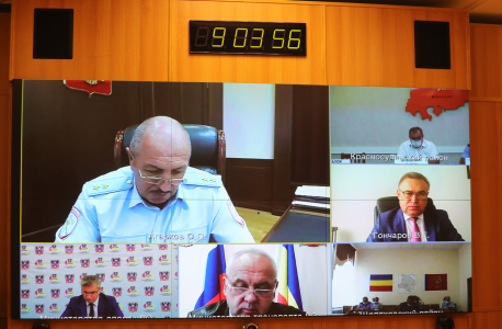 Совместное заседание антитеррористической комиссии и оперативного штаба прошло в Ростовской области