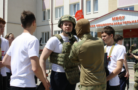В Ессентукском военно-патриотическом центре "Авангард" проведены мероприятия для школьников