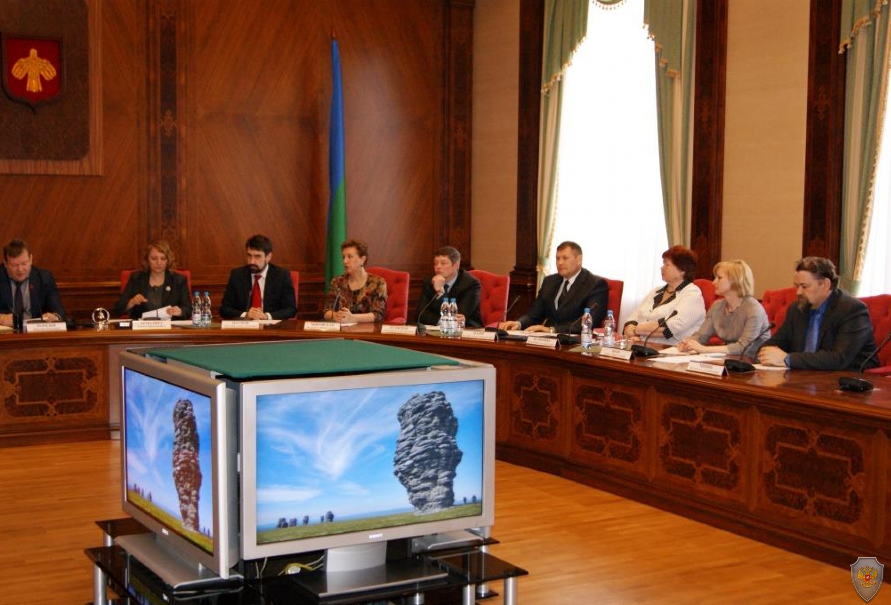 Участие традиционных конфессий в профилактике проявлений экстремизма обсудили в Сыктывкаре