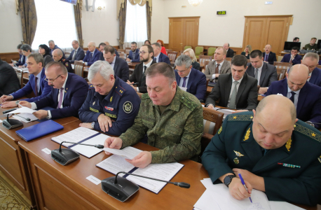 Губернатор Ростовской области провел заседание антитеррористической комиссии