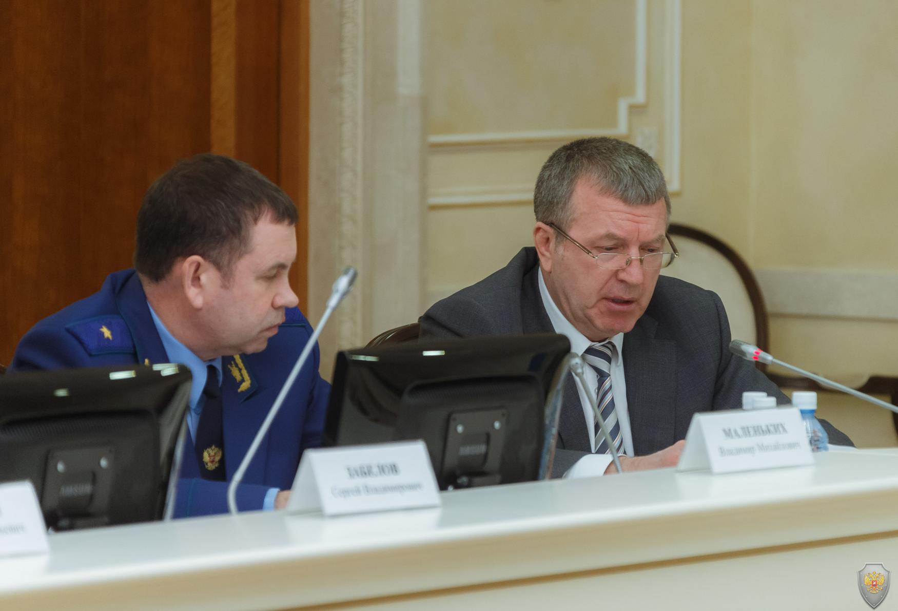 Прошло совместное заседание Антитеррористической комиссии и оперативного штаба Свердловской области