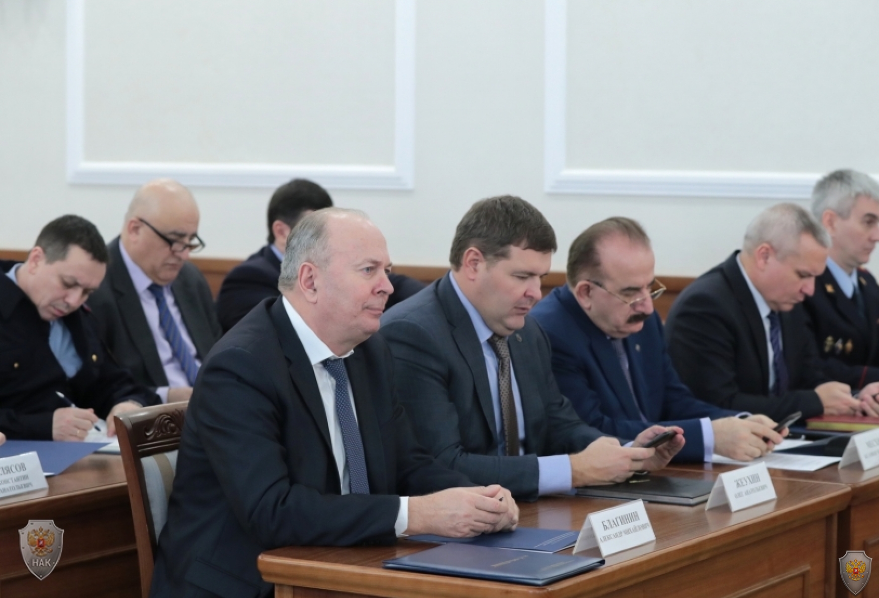 Обсуждение докладов и принятие решения по повестке дня заседания членами АТК Ростовской области.