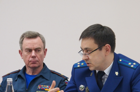 В Мордовии на заседании Антитеррористической комиссии и Оперативного штаба обсудили готовность к обеспечению безопасности  в январские каникулы