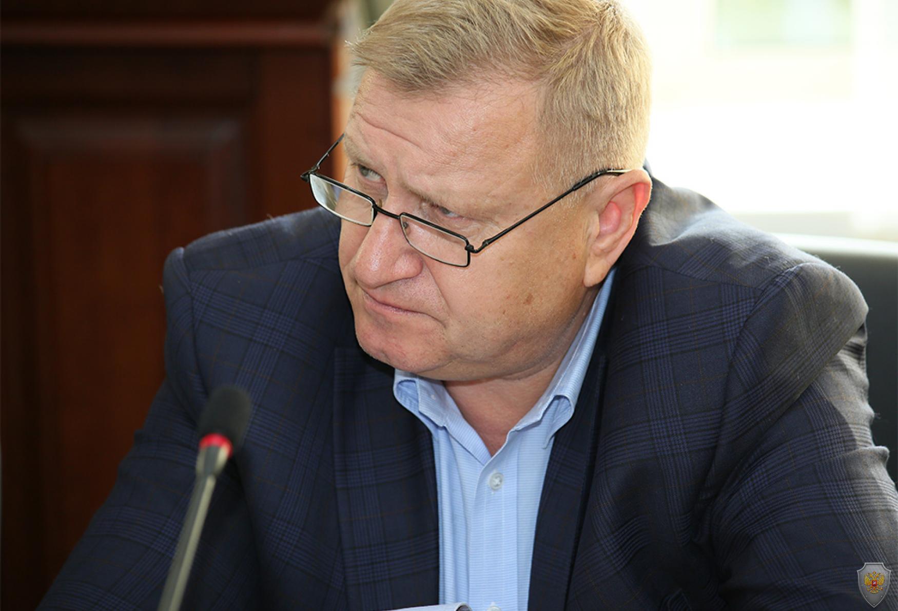 Выступает министр регионального развития Республики Алтай Н.П.Кондратьев 