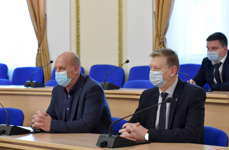 Проведено совместное заседание антитеррористической комиссии и оперативного штаба в Брянской области