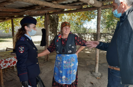 Полицейские и общественность Лескенского района Кабардино-Балкарии организовали цикл профилактических мероприятий для школьников