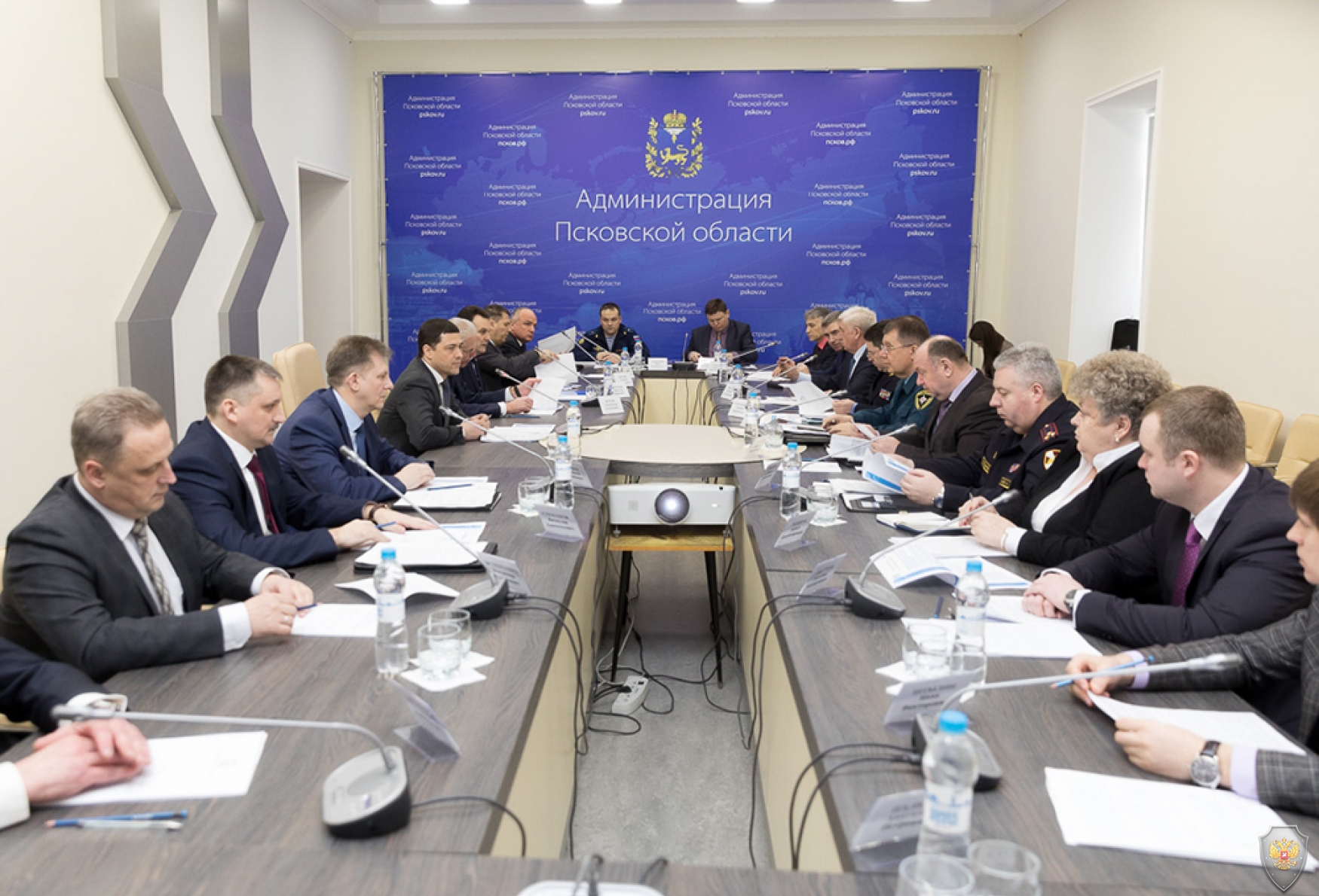 Врио Губернатора провел совместное заседание антитеррористической комиссии и оперативного штаба в Псковской области