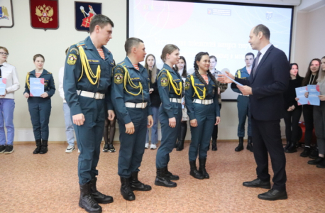 В Иваново наградили победителей и участников конкурса "Противодействие экстремизму в молодежной среде"