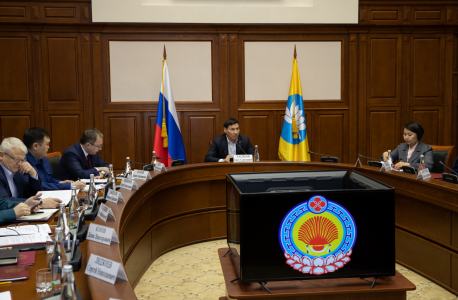 Проведено заседание антитеррористической комиссии и оперативного в Республике Калмыкия
