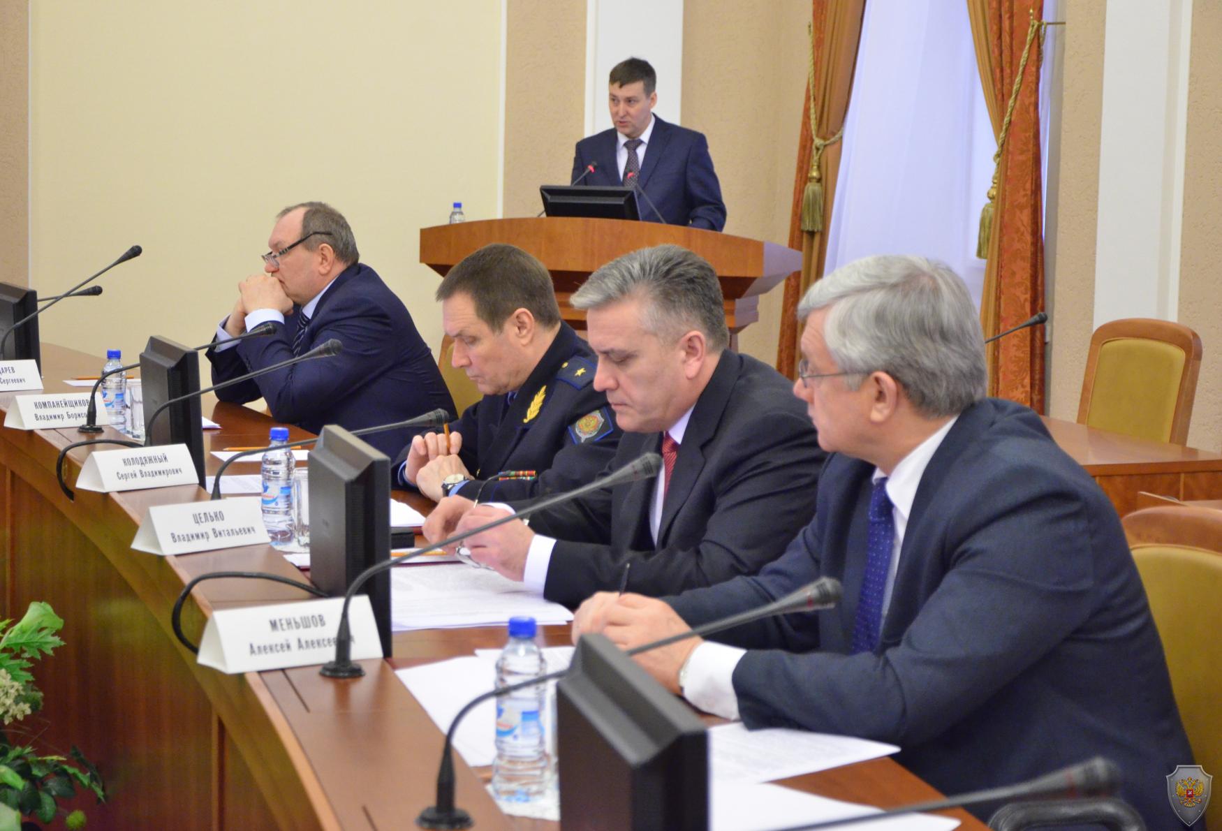 Прошло совместное заседание антитеррористической комиссии Омской области и оперативного штаба в Омской области
