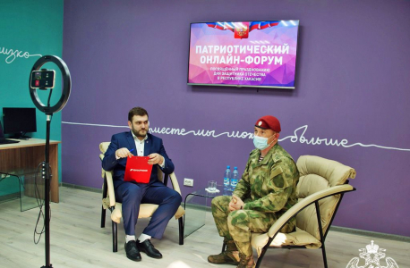 Памятные и военно-патриотические мероприятия к Дню защитника Отечества проведены в Хакасии