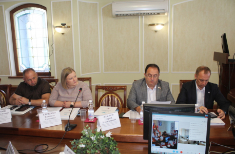 В Крыму проведен круглый стол в преддверии Дня солидарности в борьбе с терроризмом