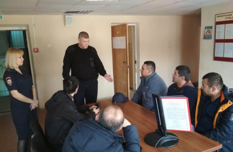 В Чамзинском районе Мордовии трудовых мигрантов предостерегли от действий экстремистского и террористического характера