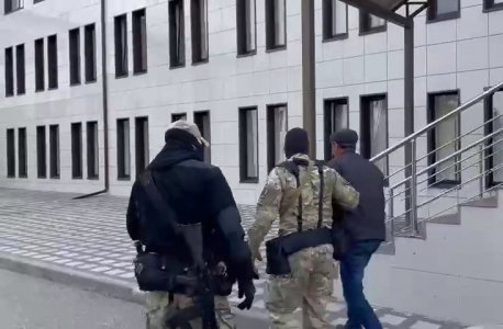 Принцип неотвратимости наказания в действии. В Карачаево-Черкесской Республике и Ставропольском крае задержаны двое бандитов.