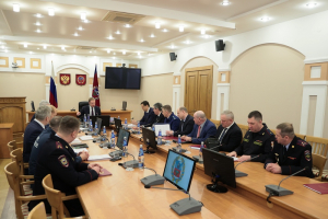 Проведено заседание антитеррористической комиссии в Алтайском крае
