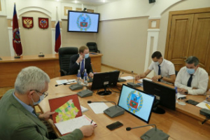 Вопросы обеспечения антитеррористической защищенности объектов торговли, культуры и здравоохранения обсудили в Алтайском крае