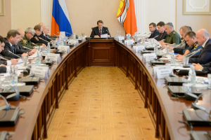 Алексей Гордеев провел совместное заседание антитеррористической комиссии и оперативного штаба