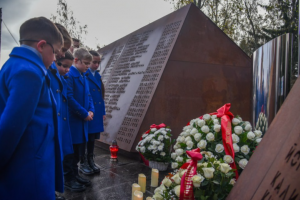 В Ленинградской области вспоминают жертв трагедии над Синаем