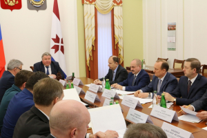 Глава Мордовии Владимир Волков провел совместное заседание Антитеррористической комиссии и Оперативного штаба